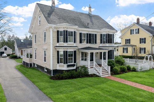 95-95 Hubbard St, Concord, MA, 01742-2414 | Card Image