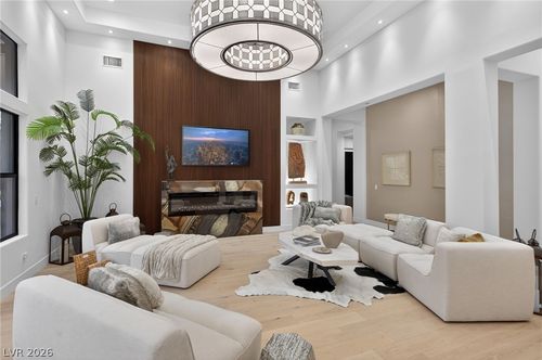 55 Avenida Sorrento, Henderson, NV, 89011-3205 | Card Image