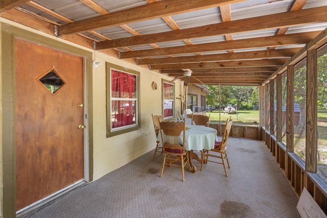 206 Ne 538 Th Ave, House other with 3 bedrooms, 2 bathrooms and null parking in OLD TOWN FL | Image 6