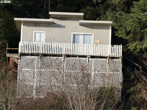 2637 S Tenmile Lk, Lakeside, OR, 97449-8672 | Card Image