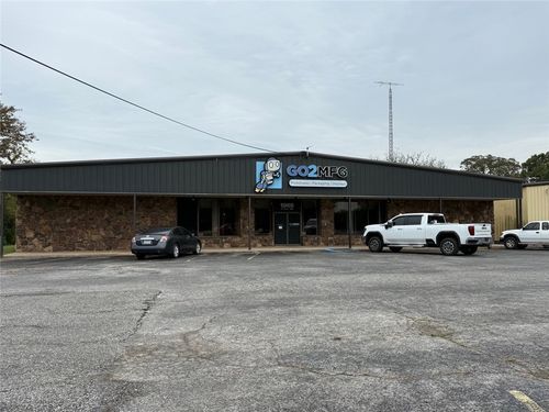 1060 1st Ave Ne, Gravette, AR, 72736-9651 | Card Image