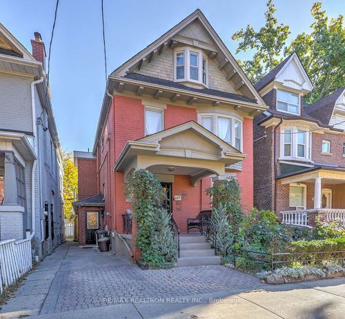 667 Pape Ave, Toronto, ON, M4K3S4 | Card Image