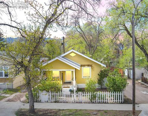 230 N Hancock Ave, Colorado Springs, CO, 80903-3504 | Card Image