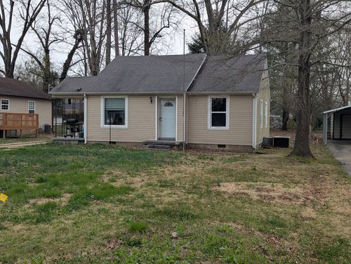 705 Circle Dr, Tullahoma, TN, 37388-3051 | Card Image