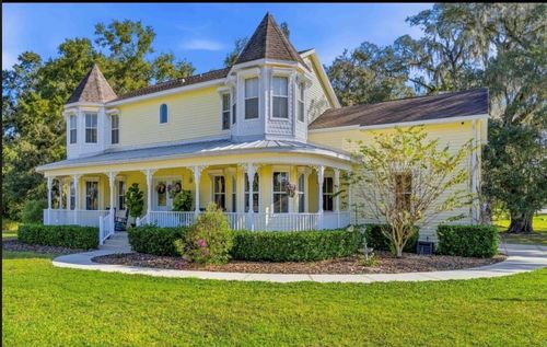 23327 Eppley Dr, Brooksville, FL, 34601-5272 | Card Image