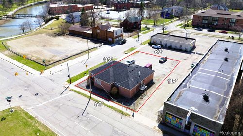 401 Garland St, Flint, MI, 48503-2525 | Card Image