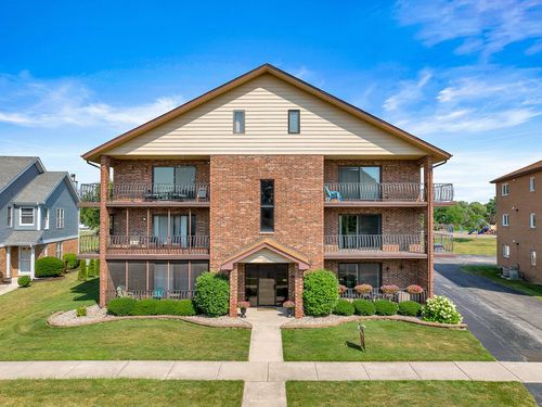 apt-2s-16719 Paxton Ave, Tinley Park, IL, 60477-6673 | Card Image