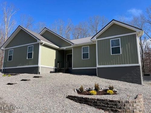 1721 Huckleberry Rd, Monterey, TN, 38574-7217 | Card Image