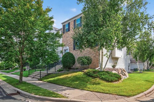 15591 June Grass Ln, Eden Prairie, MN, 55347-1200 | Card Image