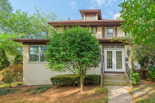 4 Vine St, Hinsdale, IL, 60521-3315 | Card Image