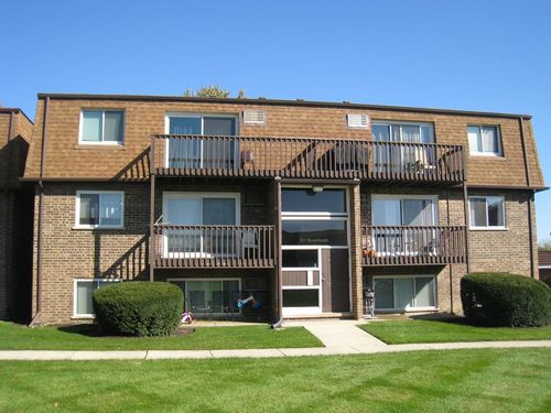 2w-101 Boardwalk St, Elk Grove Village, IL, 60007-3654 | Card Image