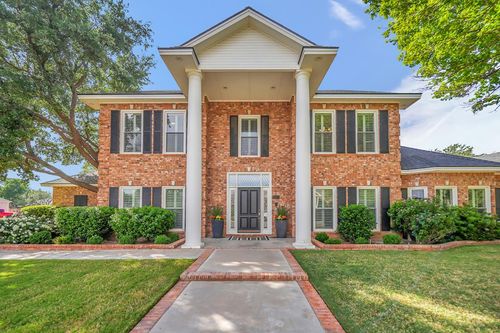 4001 Fairwood Dr, Midland, TX, 79707-1429 | Card Image