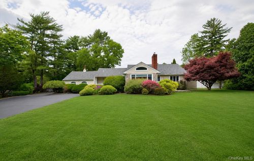 81 Lawrence Hill Road, Huntington, NY, 11743 | Card Image