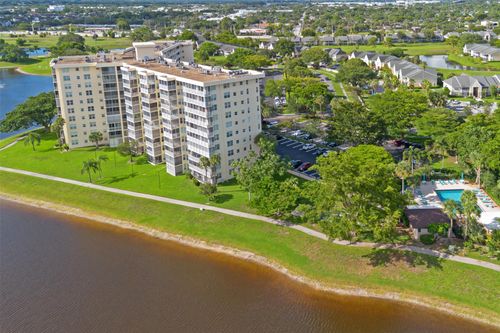apt-203-3095 N Course Dr, Pompano Beach, FL, 33069-3369 | Card Image