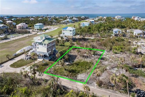 200 Gold Finch Dr, CAPTIVA, FL, 33924 | Card Image