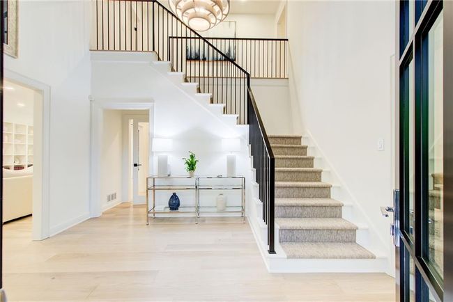6090 River Chase Cir, House other with 4 bedrooms, 5 bathrooms and 2 parking in Sandy Springs GA | Image 4