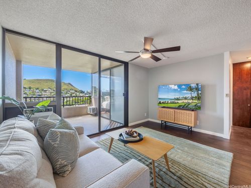 1303-55 Judd St, Honolulu, HI, 96817-2613 | Card Image