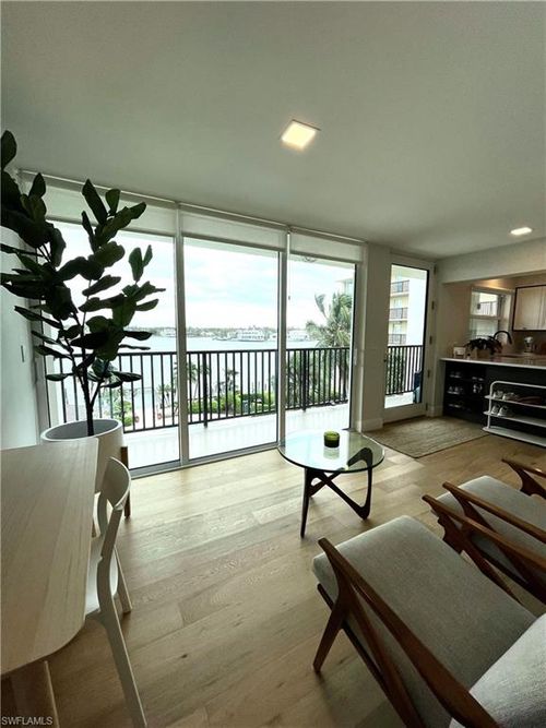 apt-406-3500 Gulf Shore Blvd, NAPLES, FL, 34103-3617 | Card Image