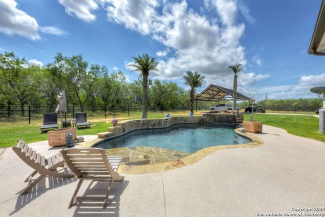 21151 Hickman Rd, House other with 3 bedrooms, 4 bathrooms and null parking in Von Ormy TX | Image 35