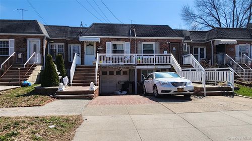 11508 Poppenhusen Ave, College Point, NY, 11356-1043 | Card Image