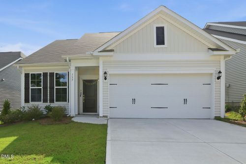 135 White Oak Garden Way, Garner, NC, 27529-5361 | Card Image