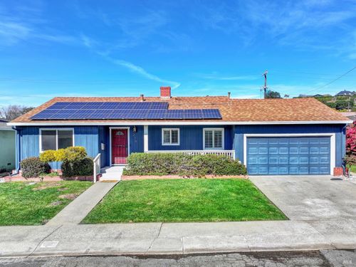 216 Manhattan Street, Vallejo, CA, 94591 | Card Image