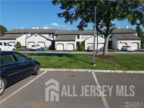 524 Cypress Ct, Flemington, NJ, 08822-3110 | Card Image