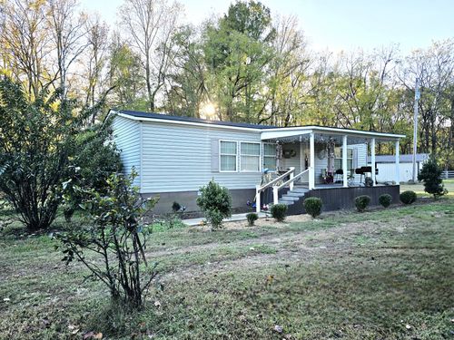 502 Case Rd, Prospect, TN, 38477-6300 | Card Image