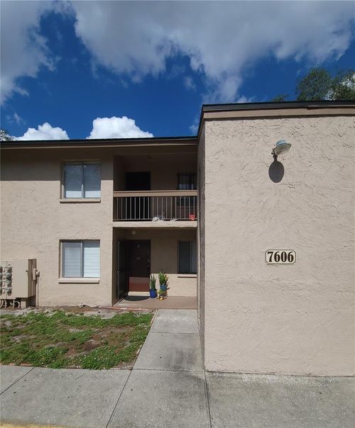 208-7606 Abbey Ln, TAMPA, FL, 33617-8535 | Card Image