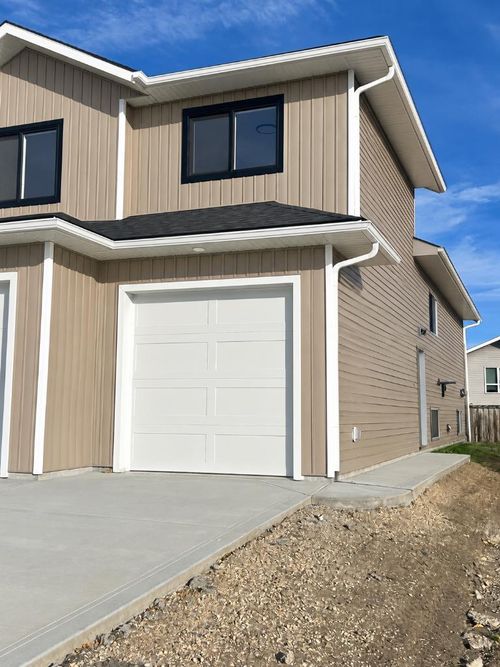 a-8870 85a Ave, Grande Prairie, AB, T8X0R5 | Card Image