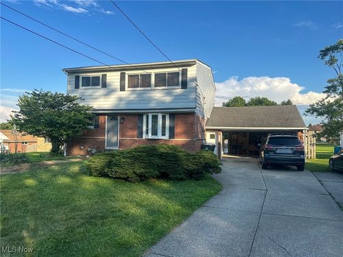 4926 E Wallings Rd, Broadview Heights, OH, 44147-1519 | Card Image