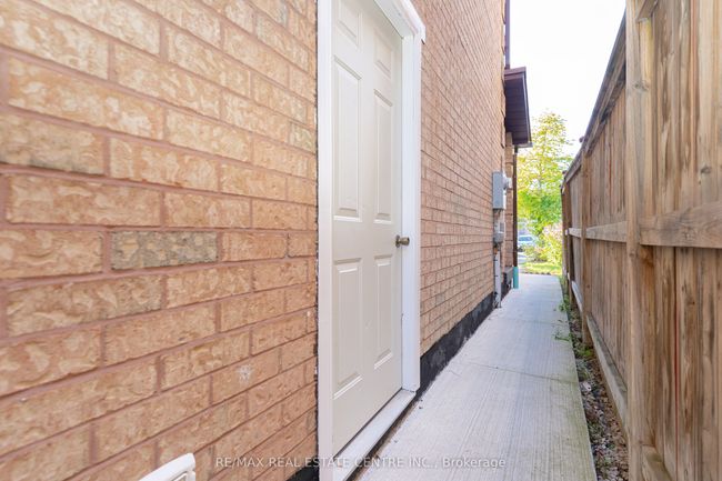 3 Candy Cres, House other with 4 bedrooms, 5 bathrooms and 2 parking in Brampton ON | Image 33