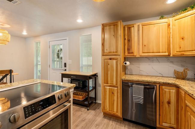 1308 Utopia Ct, House other with 3 bedrooms, 1 bathrooms and null parking in Tool TX | Image 8