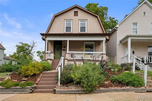 6539 Bartmer Avenue, University City, MO, 63130 | Card Image