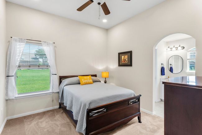 Bedroom | Image 25