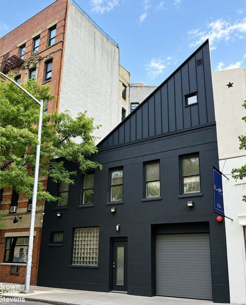 408 E 13th St, New York, NY, 10009-3735 | Card Image