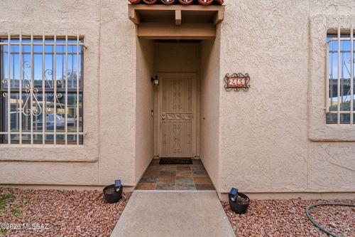 2469 N Ironwood Ridge Dr, Tucson, AZ, 85745-1074 | Card Image