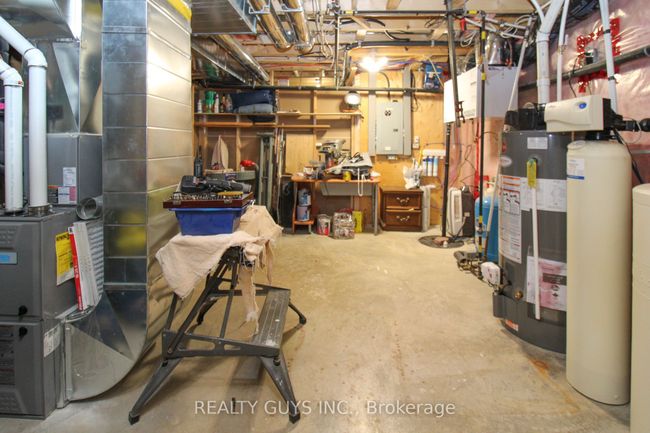 3211 County Rd 2, House other with 7 bedrooms, 4 bathrooms and 6 parking in Keene ON | Image 43