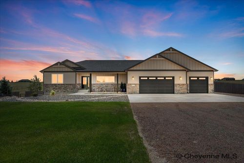 2383 Silver Gate Way, Cheyenne, WY, 82009-9813 | Card Image