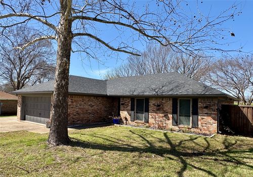 3104 Arkansas Cir, Sherman, TX, 75090-9151 | Card Image