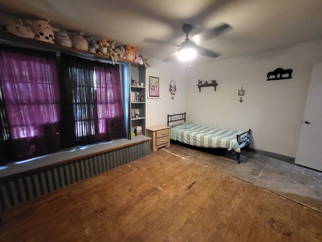 213 Hawthorne St, Home with 4 bedrooms, 1 bathrooms and null parking in Elkhart TX | Image 15