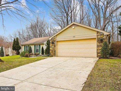 1010 Mastline Dr, ANNAPOLIS, MD, 21401-6802 | Card Image