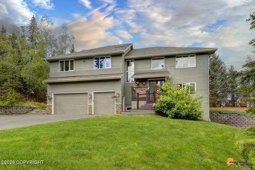6151 Alpine Woods Dr, Anchorage, AK, 99516-2468 | Card Image