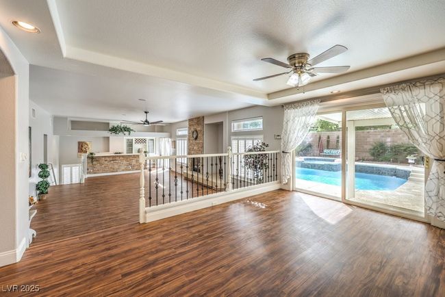 4045 Abernethy Forest Pl, House other with 6 bedrooms, 5 bathrooms and null parking in Las Vegas NV | Image 12