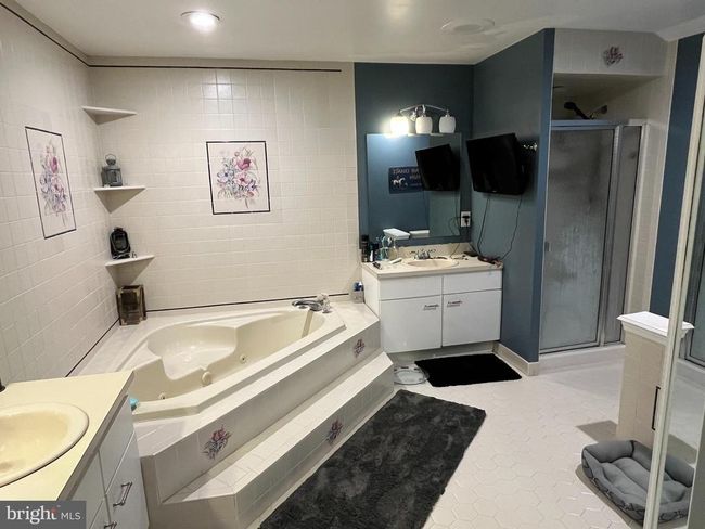 110 Remington Ct, Condo with 3 bedrooms, 2 bathrooms and null parking in CHALFONT PA | Image 9