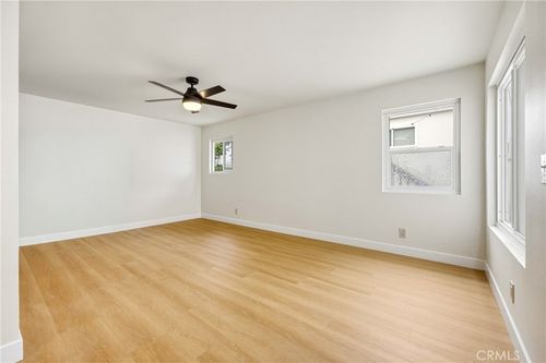 443 Bent St, Laguna Beach, CA, 92651-2329 | Card Image