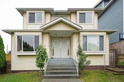 3298 E 2nd Ave, House other with 7 bedrooms, 5 bathrooms and 4 parking in Vancouver BC | Image 1