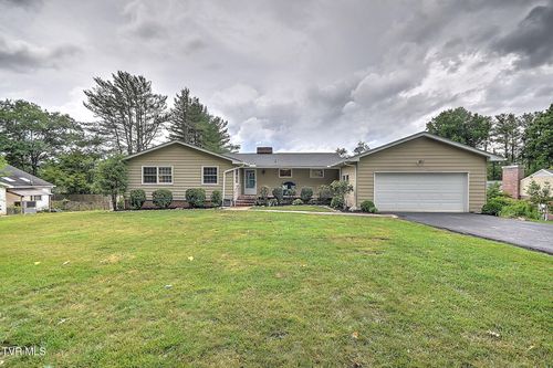 120 Maxwell Drive, Bristol, TN, 37620 | Card Image