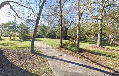 1096 Aberdeen Ave, Baton Rouge, LA, 70808-3703 | Card Image