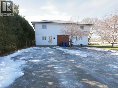 1-325 Dunn Rd, Harrow, ON, N0R1G0 | Card Image